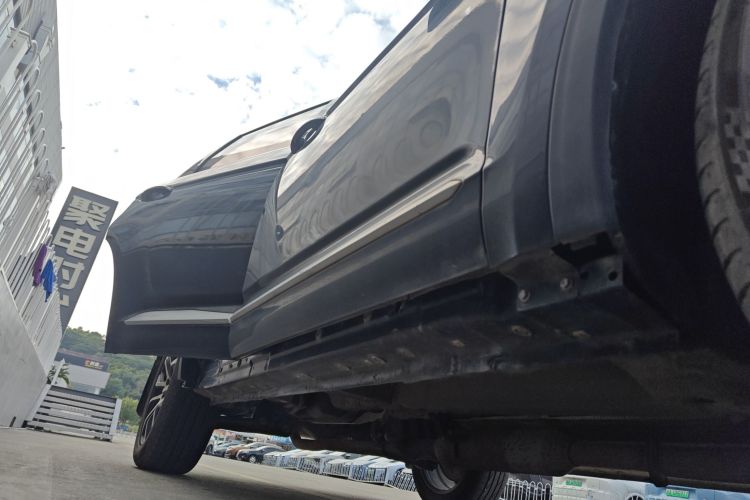 众泰 大迈X7 2018款 2.0T 自动尊贵型局部细节9001