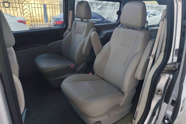 江淮瑞风 瑞风L5 2022款 2.0T 自动商务版中控内饰7004