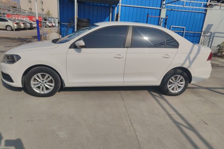 大众 桑塔纳 2017款 浩纳 1.6L 自动风尚版车身外观4