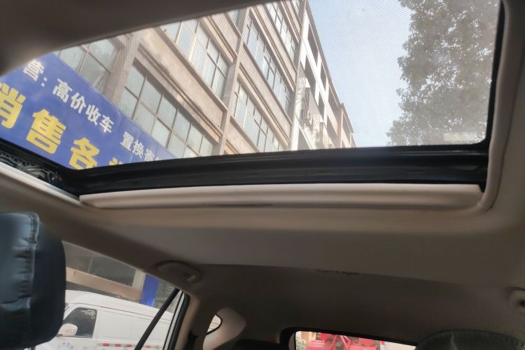 比亚迪 宋 2021款 经典版 1.5T 自动精英型局部细节22