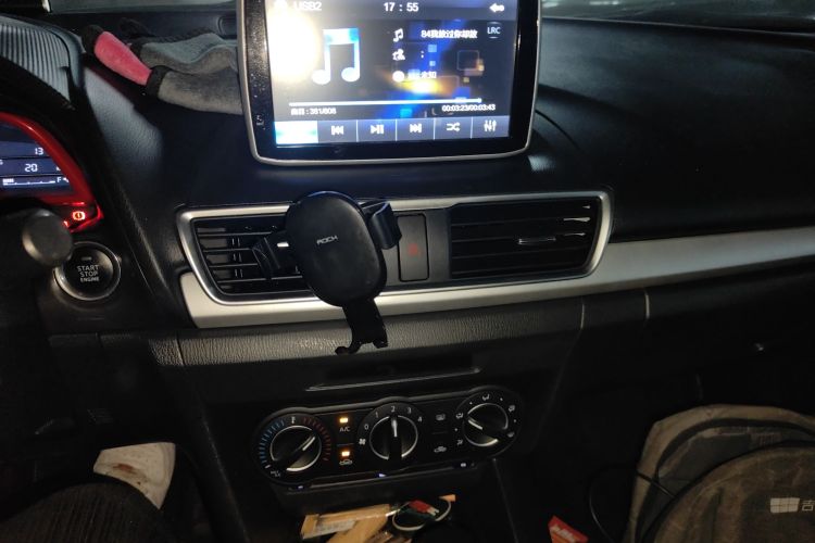 马自达3 昂克赛拉 2016款 三厢 1.5L 自动舒适型中控内饰16