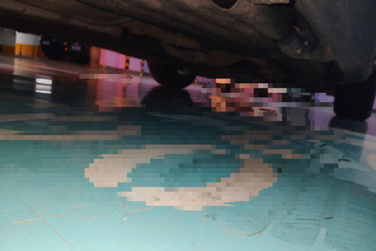 福特 探险者 2023款 EcoBoost 285 四驱钛金版 7座局部细节9002