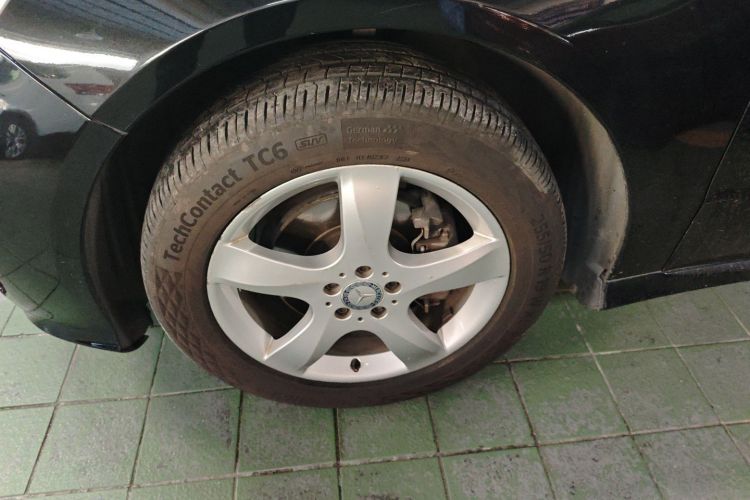 奔驰R级 2015款 R 320 4MATIC 豪华型车身外观6007