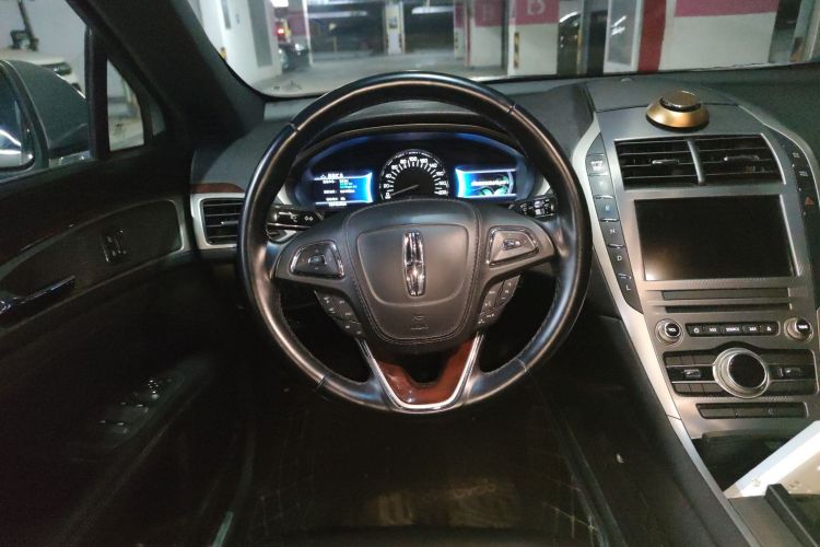 林肯MKZ 2017款 2.0H 混动尊享版中控内饰13