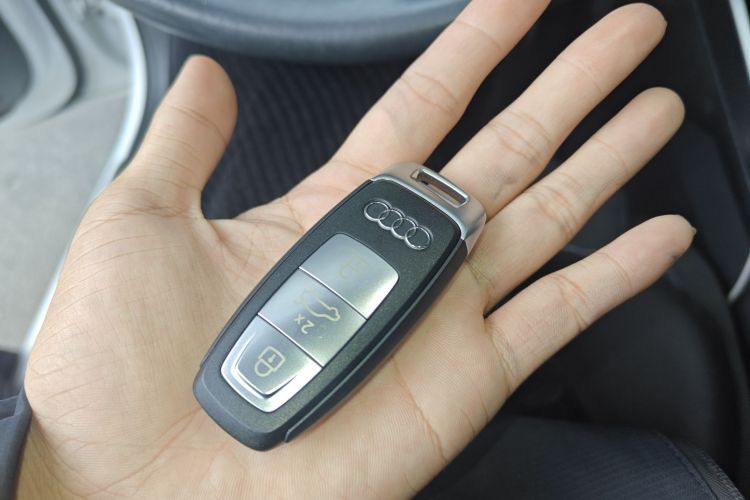 奥迪A3 2021款 Sportback 35 TFSI 进取致雅型中控内饰11