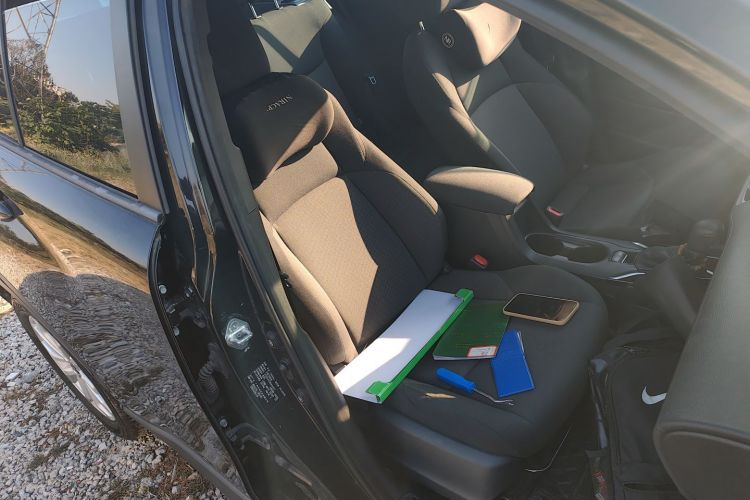 丰田 锋兰达 2022款 2.0L CVT精英版局部细节41