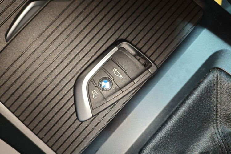 宝马X1 2021款 改款 sDrive20Li 时尚型中控内饰11