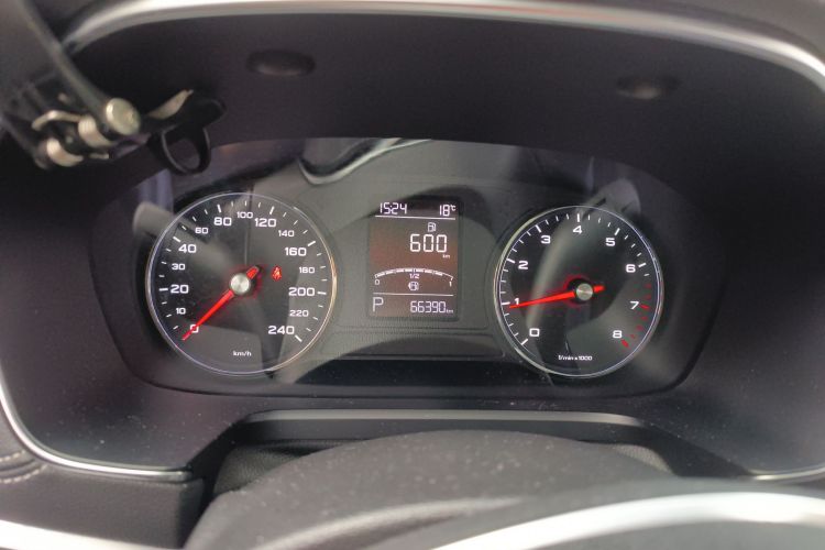 荣威RX5 2016款 20T 两驱自动互联网智享版中控内饰14