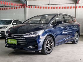 比亚迪 宋MAX 2017款 1.5T 自动智联精英型 7座