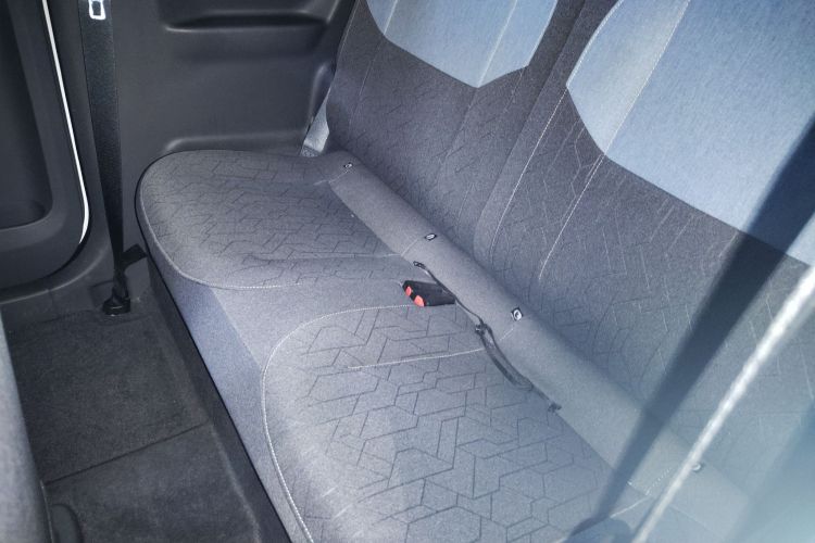 吉利银河 2023款 熊猫mini 200km 耐力熊中控内饰21