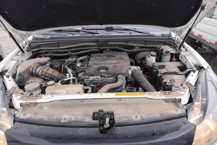 江铃 宝典 2020款 2.5T柴油两驱舒享版标轴JX4D25A6L局部细节24