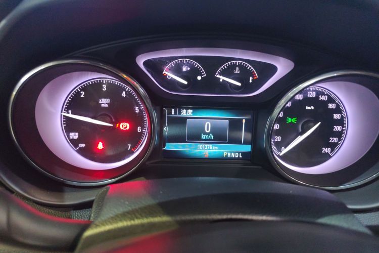 别克 昂科威 2021款 532T 两驱领先型局部细节14