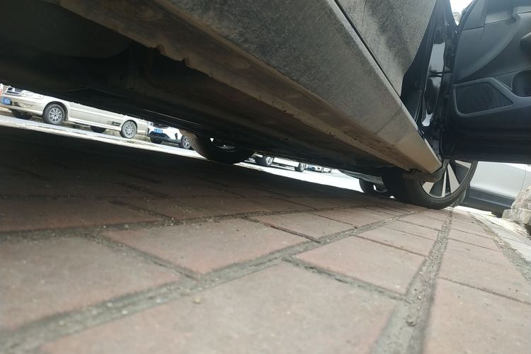 日产 天籁 2021款 2.0L XL 舒适版局部细节9001