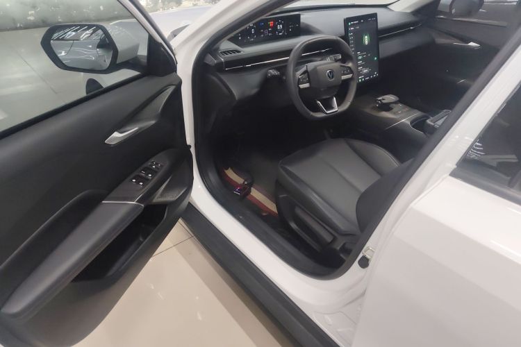 长安 逸动 2024款 1.5T GDI自动 尊贵型中控内饰7003