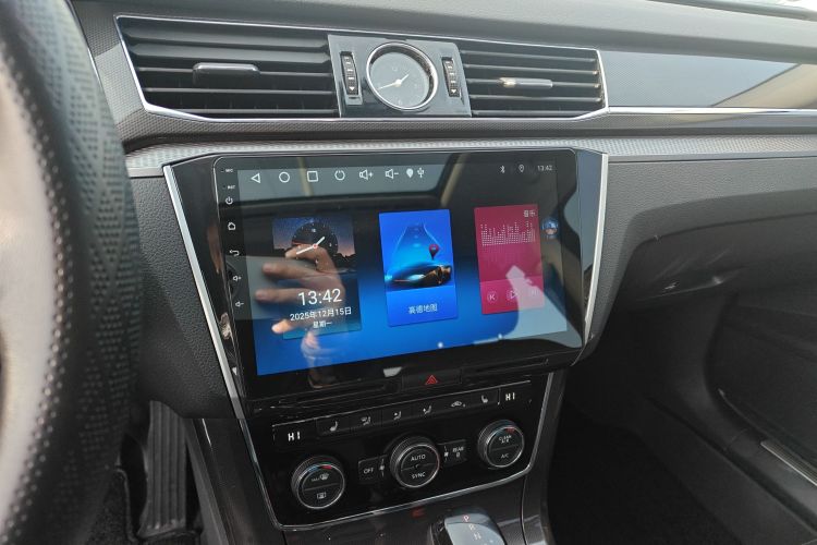 大众 帕萨特 2017款 330TSI DSG御尊版局部细节16