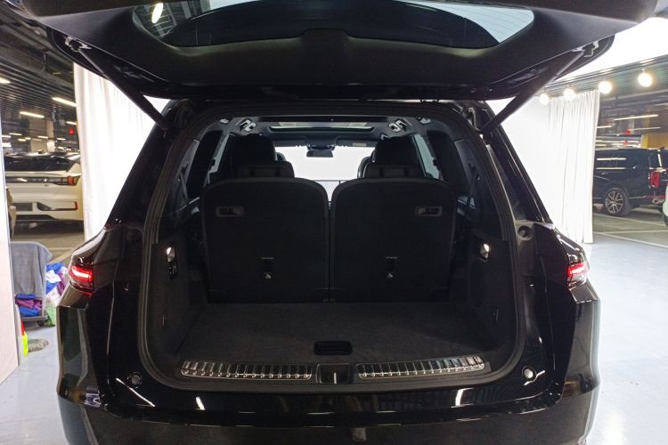 理想汽车 理想L9 2024款 Ultra机舱底盘23