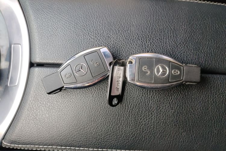 奔驰GLC 2018款 GLC 200 4MATIC中控内饰7001