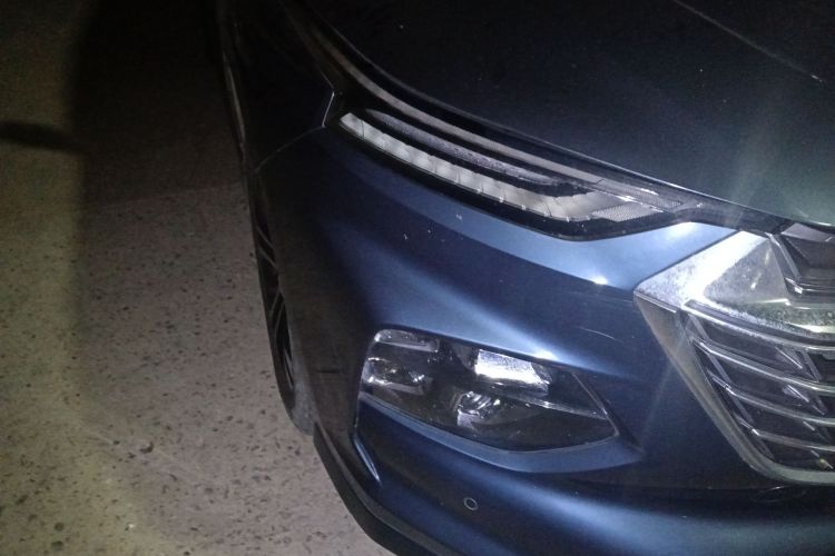 五菱汽车 五菱凯捷 2020款 1.5T CVT旗舰型车身外观8