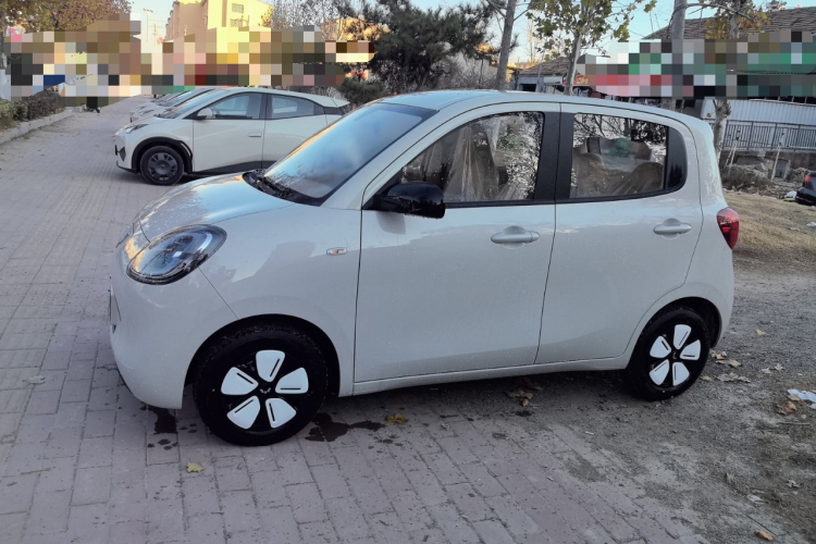 五菱汽车 宏光MINIEV 2025款 四门版 进阶款车身外观4