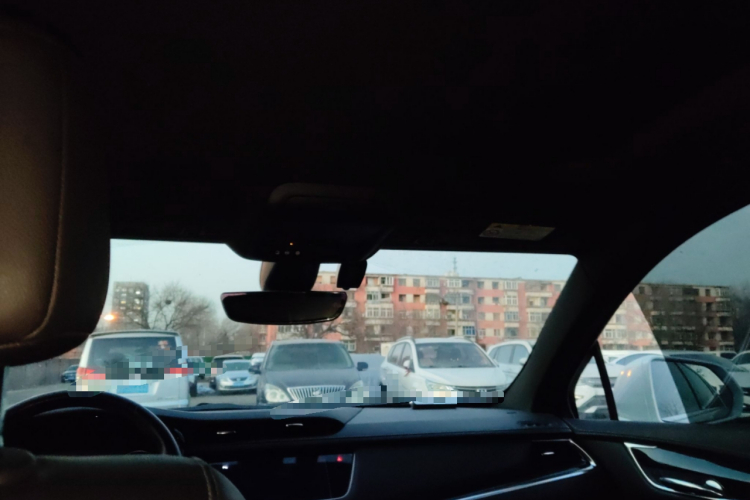 凯迪拉克XT5 2020款 改款 28T 豪华型中控内饰22