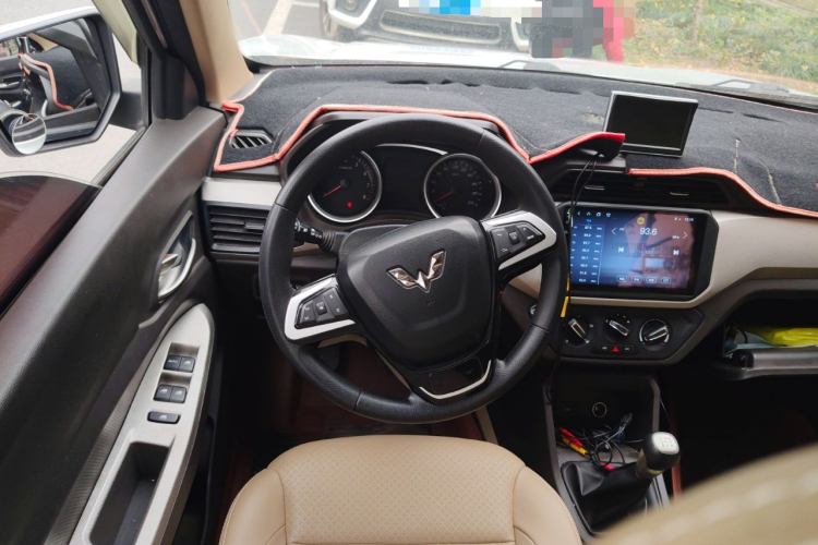 五菱汽车 五菱宏光 2018款 1.5L S舒适型L2B局部细节13