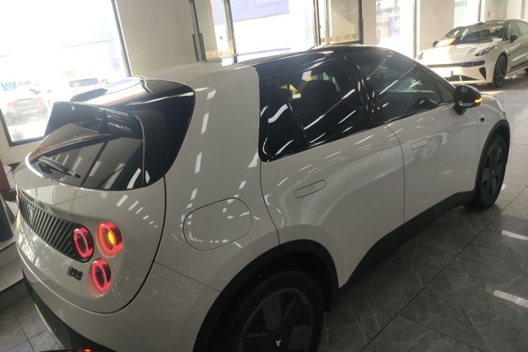 firefly萤火虫 2025款 发光版车身外观6005