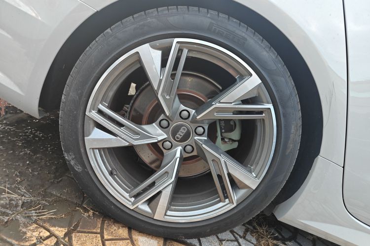 奥迪A6(进口) 2017款 Avant 40 TFSI 运动型车身外观56