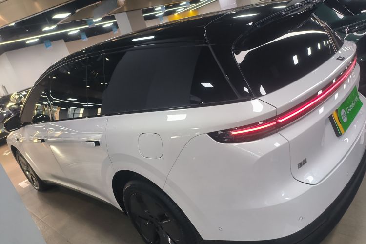 理想汽车 理想i8 2025款 标准版车身外观4