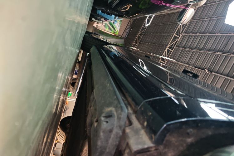 鸿蒙智行 问界M9 2024款 增程 Max版 42kWh 5座版局部细节9001