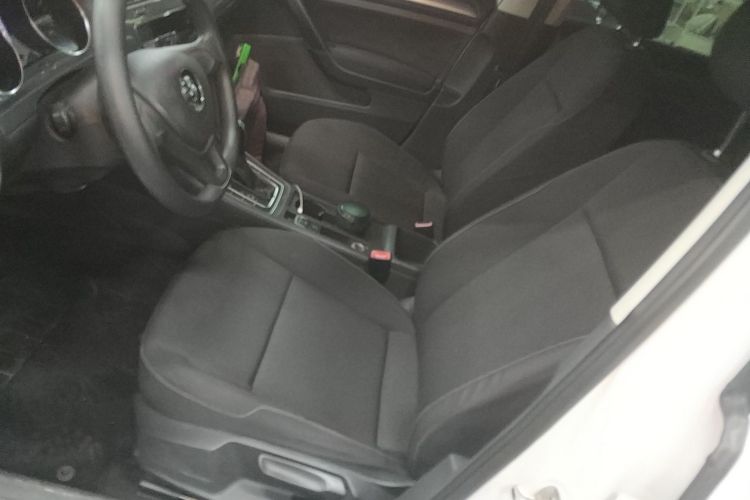 大众 高尔夫 2015款 1.6L 自动时尚型中控内饰19