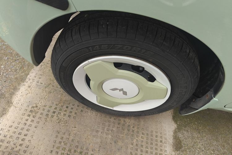 五菱汽车 宏光MINIEV 2021款 马卡龙臻享款 磷酸铁锂车身外观6007