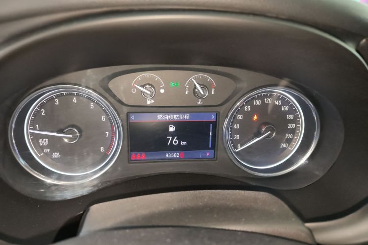 别克 君越 2019款 28T 豪华型中控内饰14