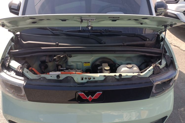 五菱汽车 宏光MINIEV 2021款 马卡龙时尚款 磷酸铁锂机舱底盘24