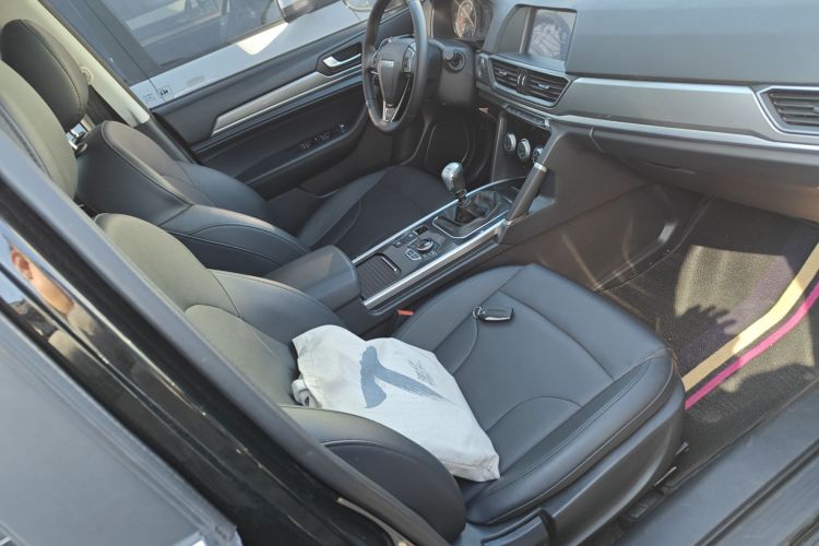 哈弗H6 2019款 运动版 1.5T 手动两驱精英型 国VI局部细节41