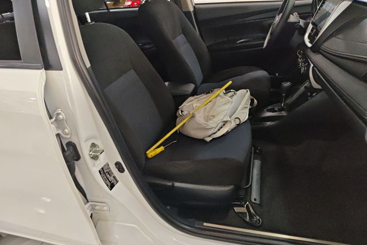 丰田 YARiS L 致享 2019款 1.5E CVT魅动版 国VI中控内饰41