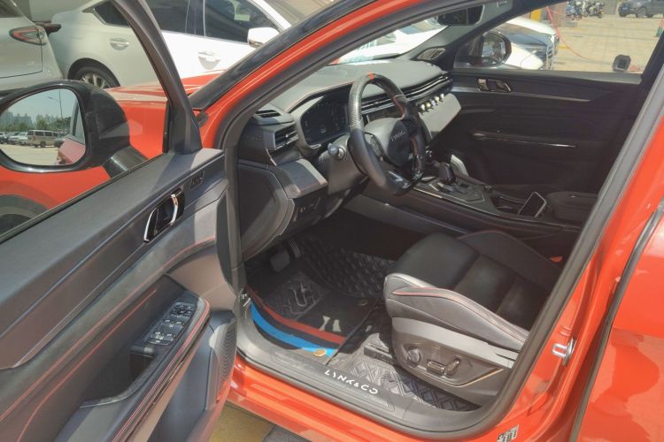 领克05 2020款 2.0TD 四驱劲Halo中控内饰20