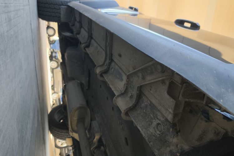 捷途旅行者 2023款 2.0T 四驱穿越PRO局部细节9001