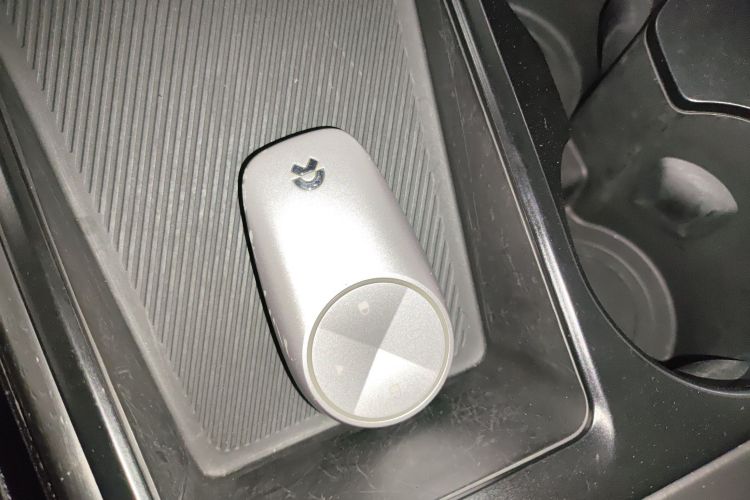 蔚来ES8 2020款 580KM 七座版中控内饰11