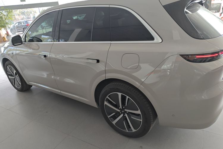 理想汽车 理想L6 2024款 Pro车身外观6003