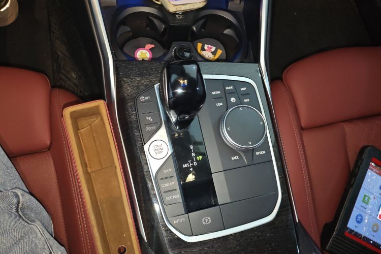 宝马3系 2022款 325Li M运动套装局部细节18