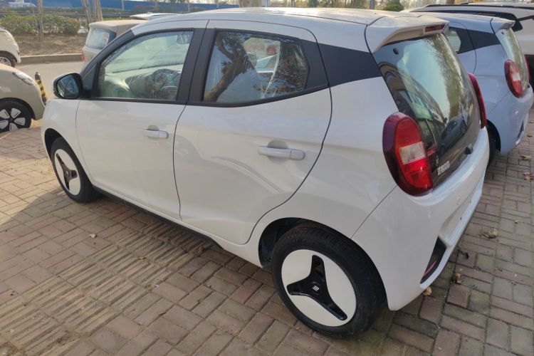 江铃集团新能源 易至EV2 2026款 PLUS+ 舒适型车身外观4