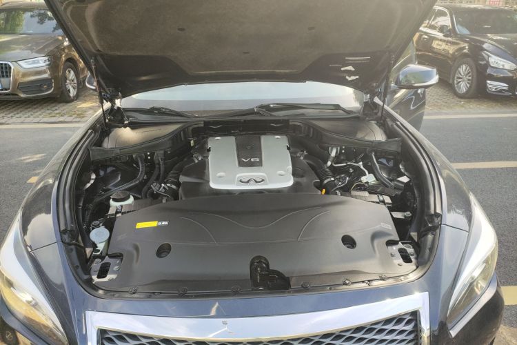 英菲尼迪Q70 2017款 Q70L 2.5L 悦享版局部细节24