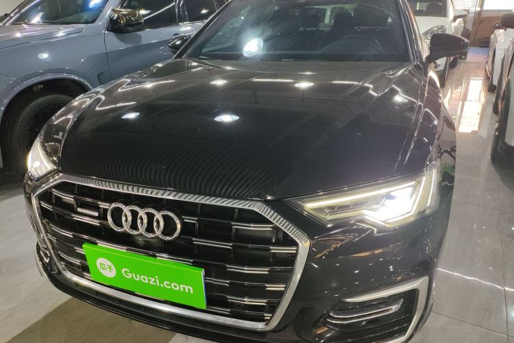 奥迪A6L 2023款 45 TFSI quattro 尊享动感型车身外观2