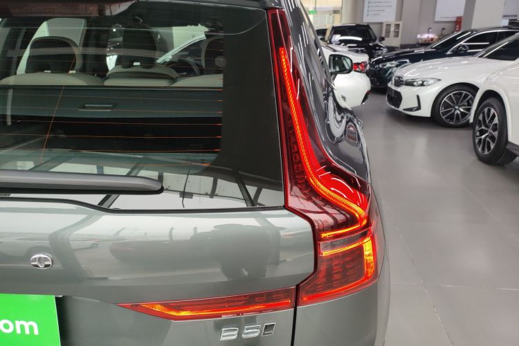 沃尔沃XC60 2026款 B5 四驱智远运动版车身外观6006