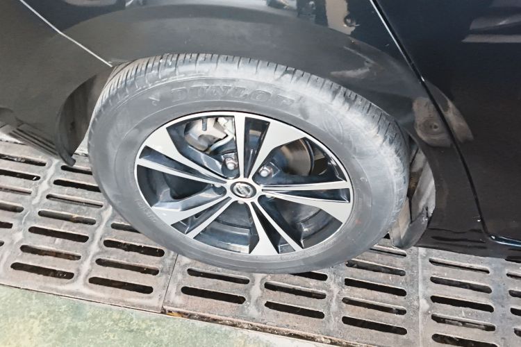 日产 轩逸 2021款 1.6L XL CVT悦享版车身外观6008