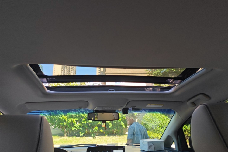 别克GL8 2022款 陆上公务舱 652T 豪华型局部细节22