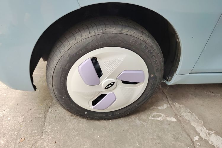 奇瑞新能源 QQ冰淇淋 2022款 170km 圣代 磷酸铁锂车身外观6007