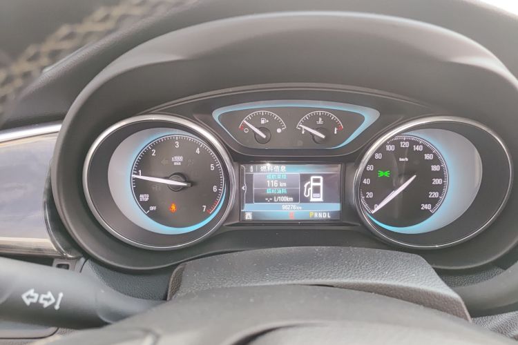 别克 昂科威 2014款 28T 四驱精英型中控内饰14