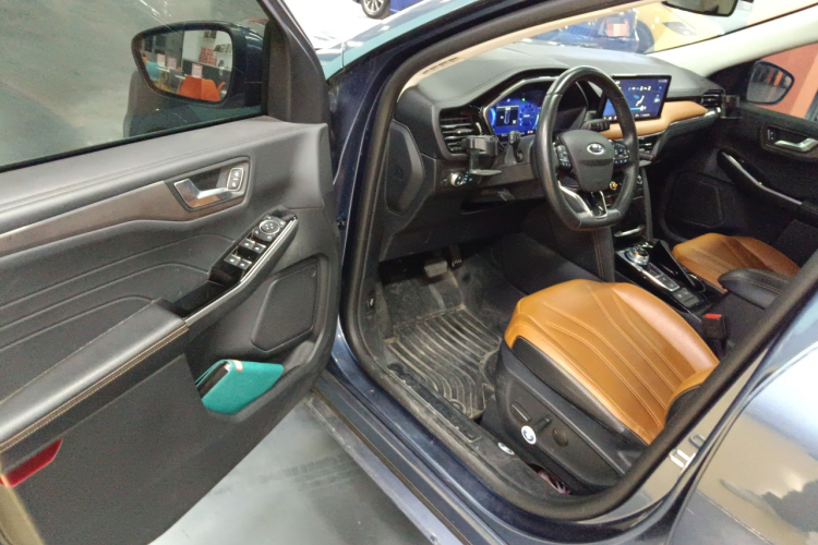 福特 锐际 2020款 EcoBoost 245 四驱嘉享款中控内饰20
