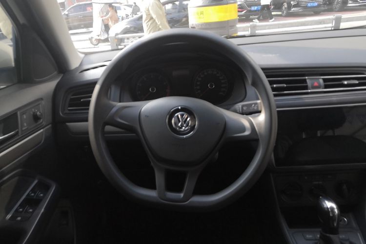 大众 2019款 朗逸启航 1.5L 自动风尚版 国VI中控内饰13